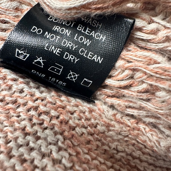 Lulu Long Bohemian Sweater Cardigan Size: Large - Picture 11 of 11